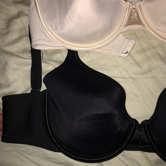 Vanity Fair Bras - Picture 4 of 7